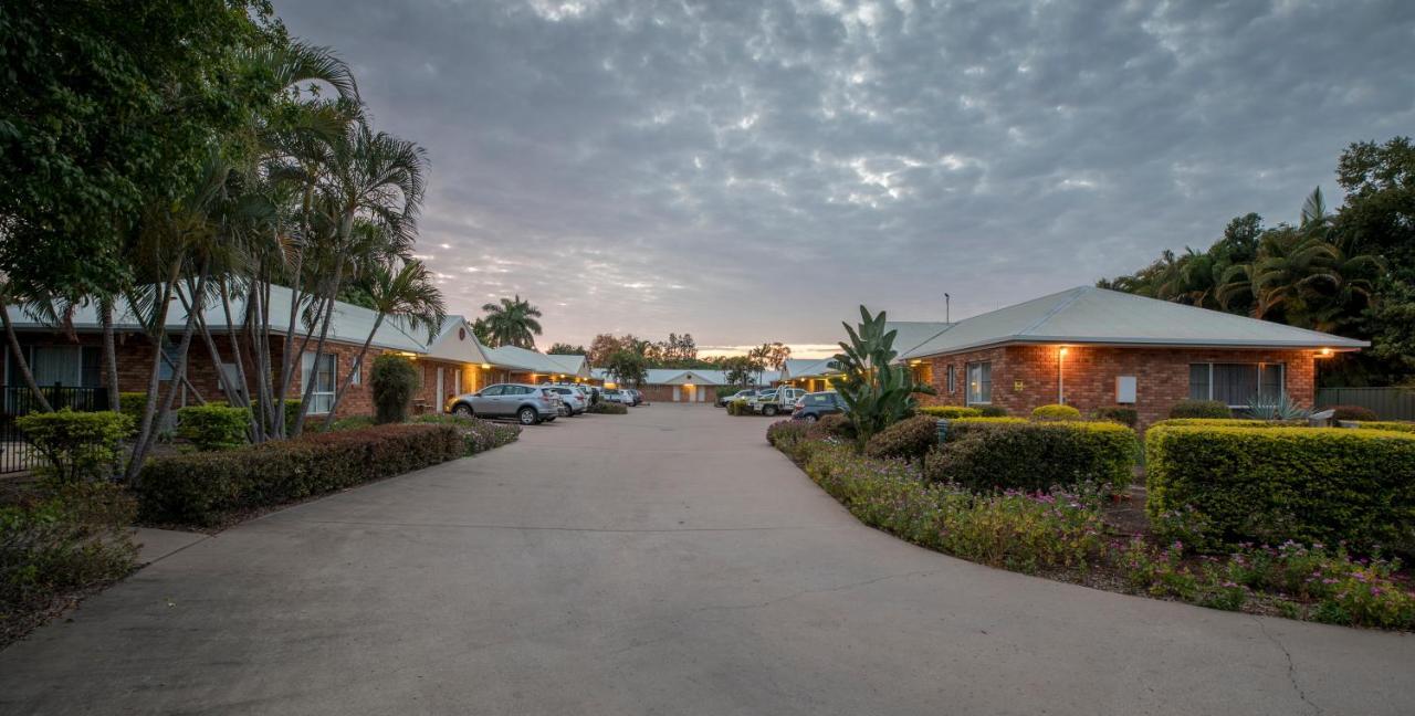 Emerald Maraboon Motor Inn "Shut Forever" Exterior foto